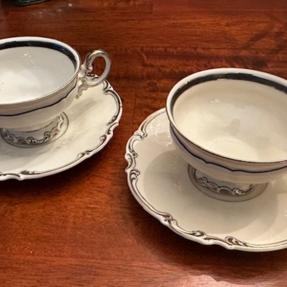 SOLD - Hutschenreuther Revere Cups and Saucers (1 Pr)